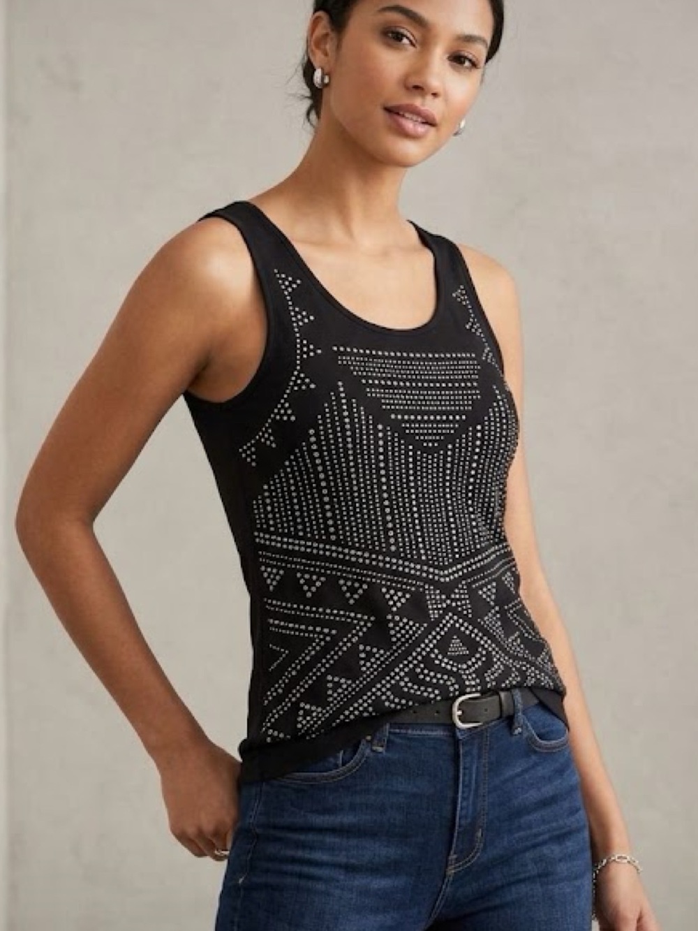 Dynamite tank top (ANY OFFER ACCEPTED 💓)